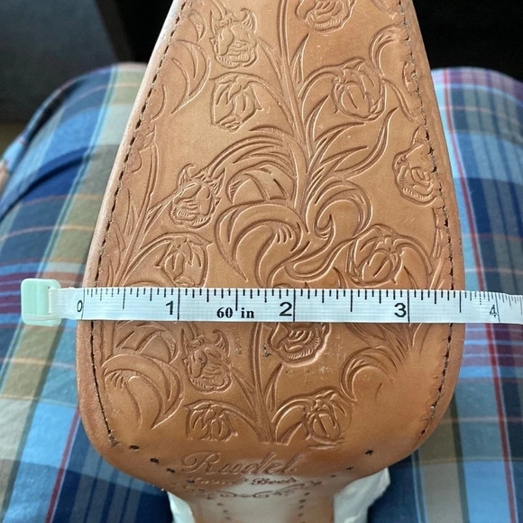 Rudel White Ostrich Skin Pointy Toe Western Ankle Boot size 6 - Picture 8 of 16